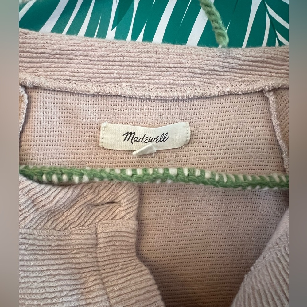 Madewell button from top with pleated sleeve detail size small - Picture 3 of 6